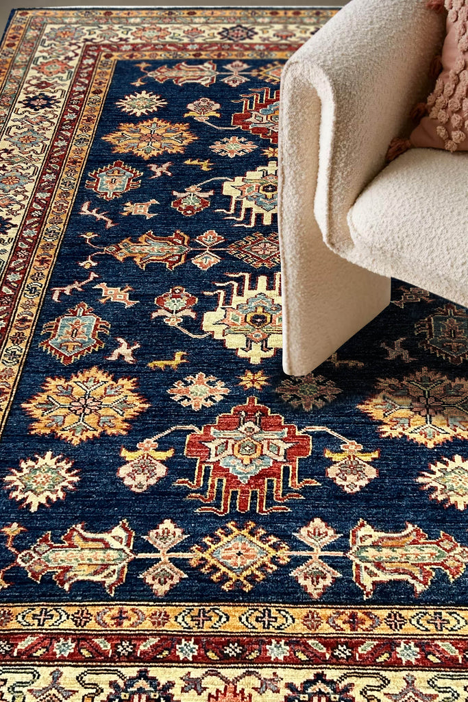 Nazir / 5x8 ft  hand knotted wool rug