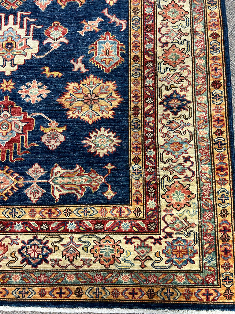 Nazir / 5x8 ft  hand knotted wool rug