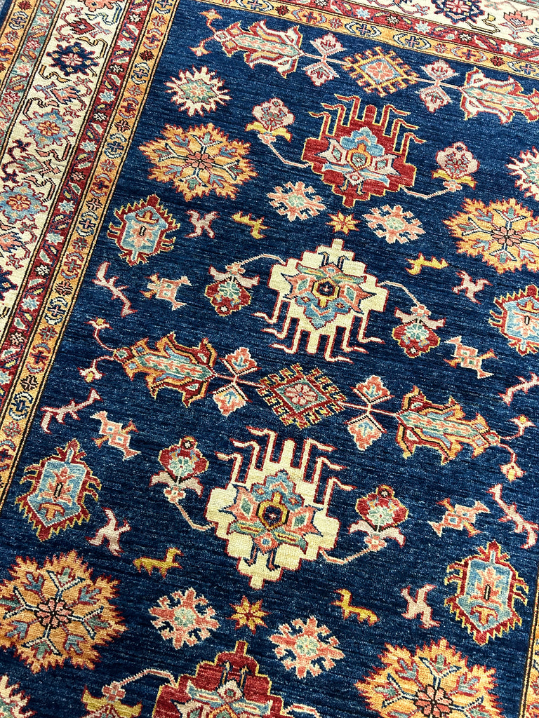 Nazir / 5x8 ft  hand knotted wool rug