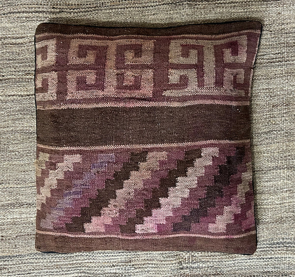 Couchin Kilim cushion 3