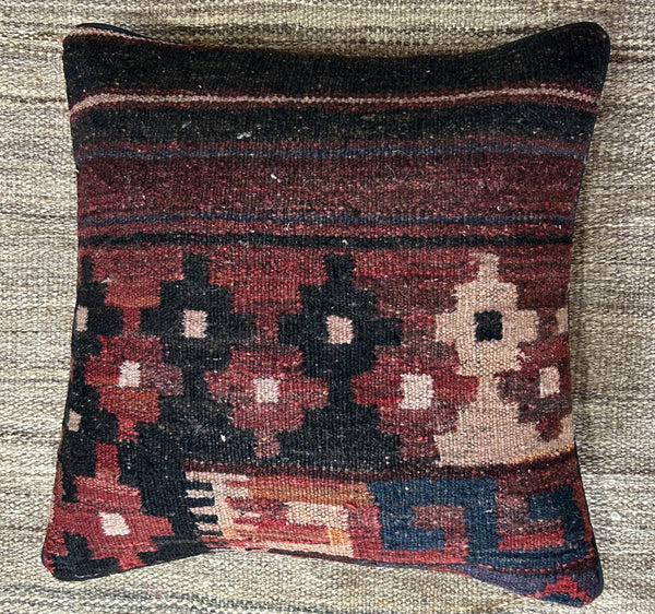 Couchin Kilim cushion 7