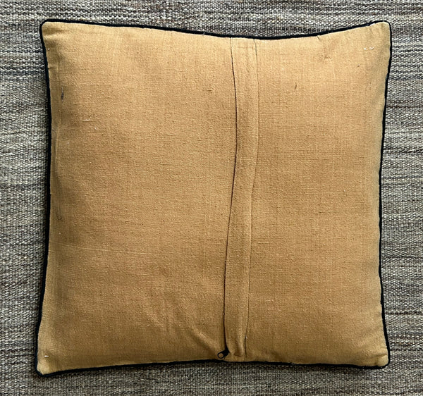 Couchin Kilim cushion 3